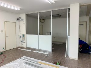 間仕切り 施工中