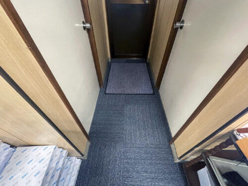 タイルカーペット貼替後