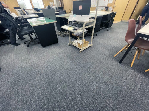 タイルカーペット貼替後