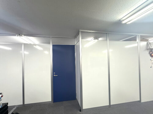 パーテーション施工後