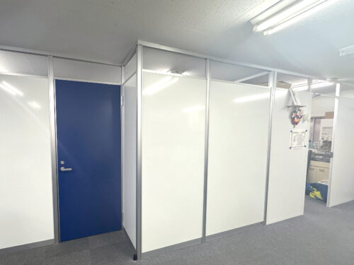 パーテーション施工後