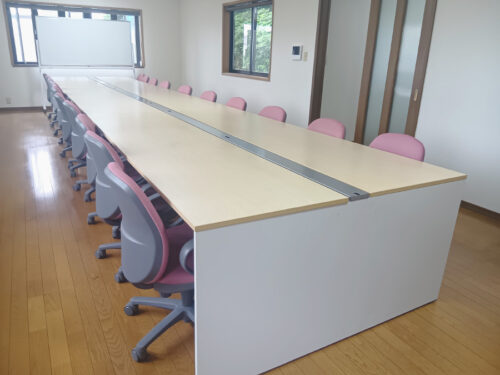 会議室家具納品