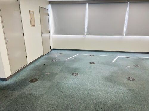 タイルカーペット施工前